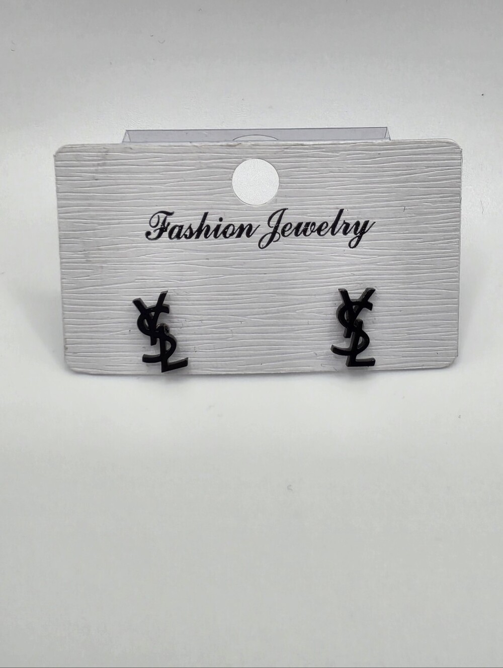 New Black Y stud Earrings